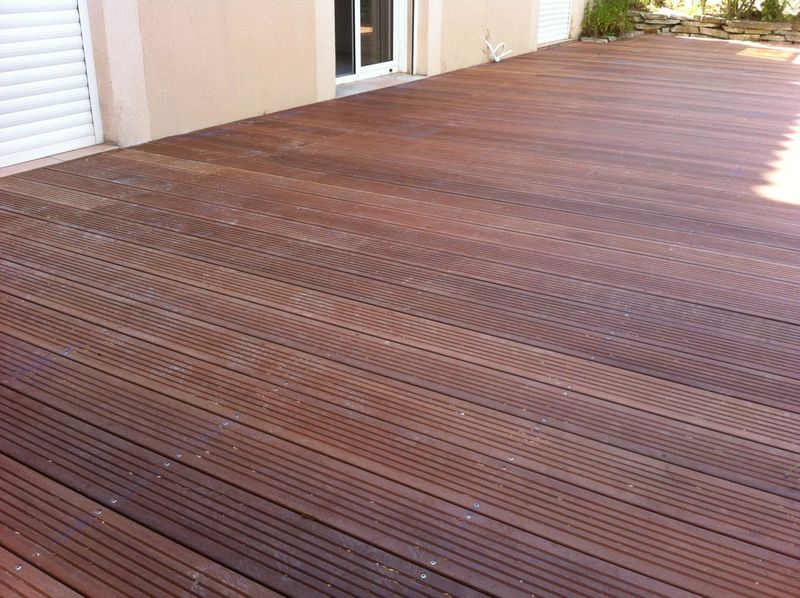 Création de terrasse en bois exotique Massaranduba à Aix en provence