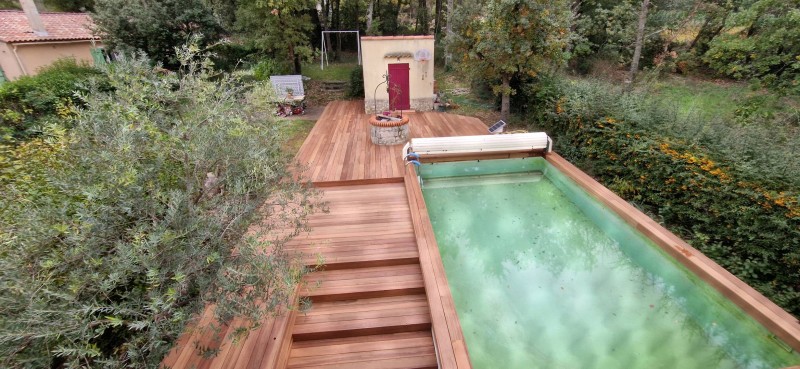 Terrasse et tour de piscine en Angelique 13